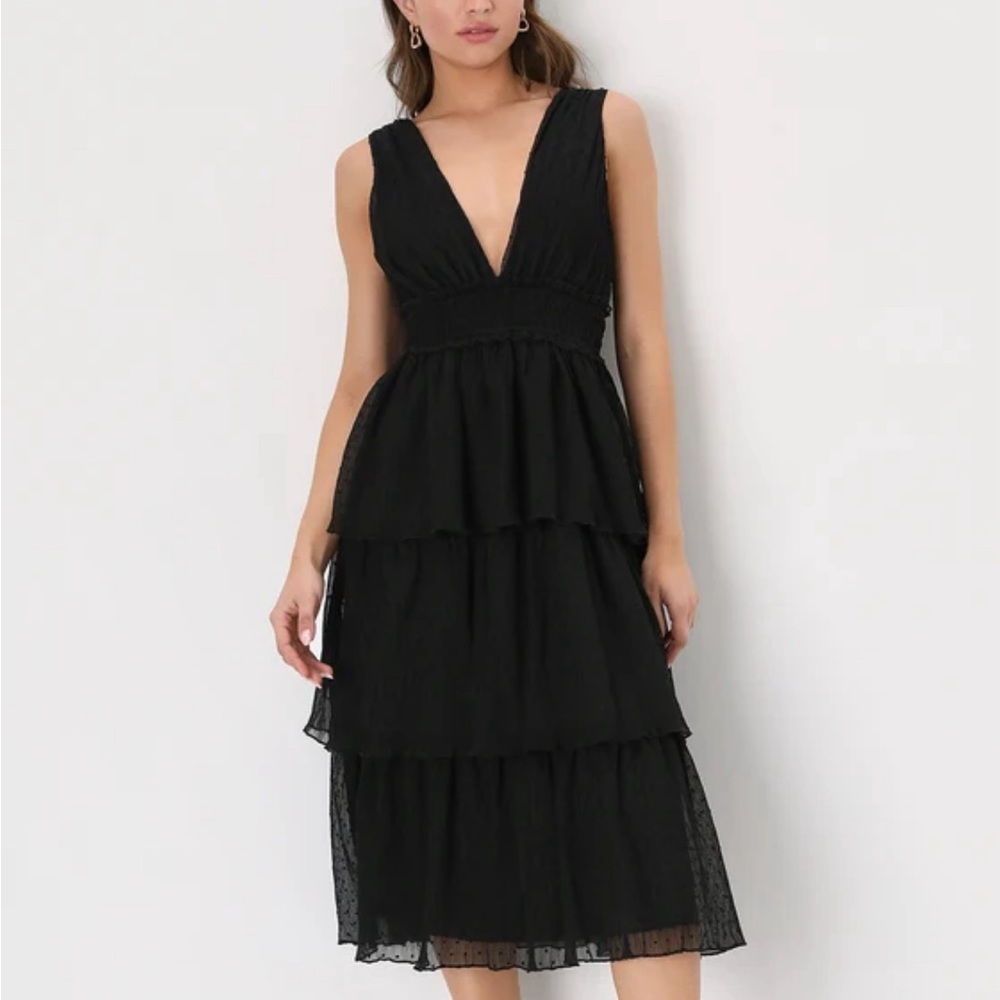 Lulu’s Dreamy Mood Black Textured Swiss Dot Tiered Midi Dress